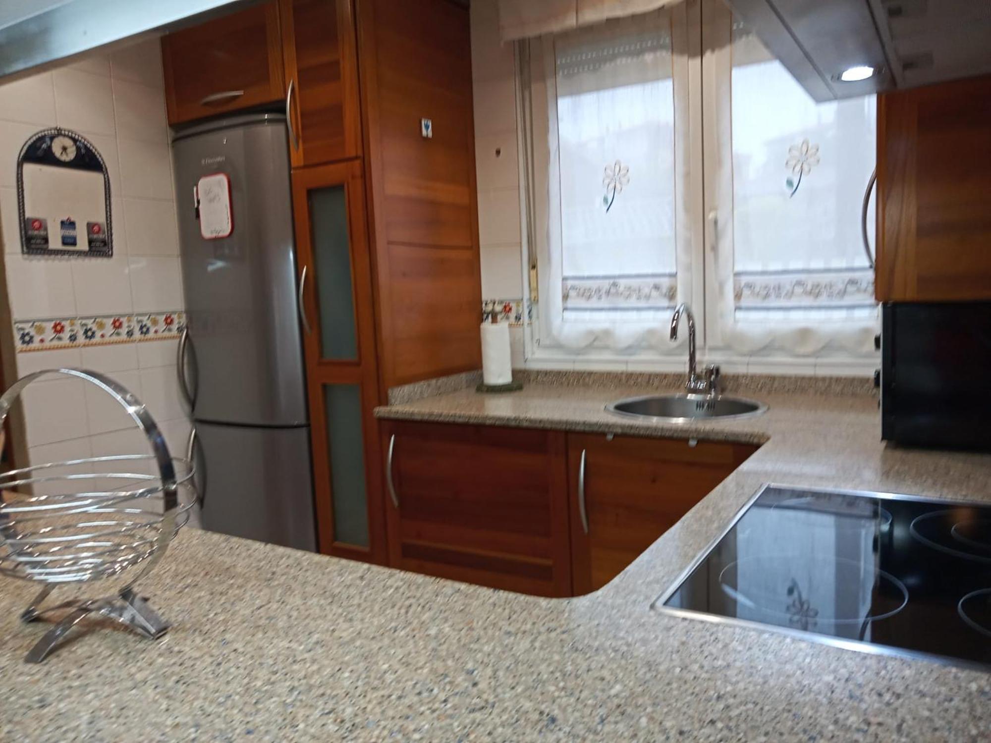 Апартаменты Azalea Residencial Торрелавега Экстерьер фото